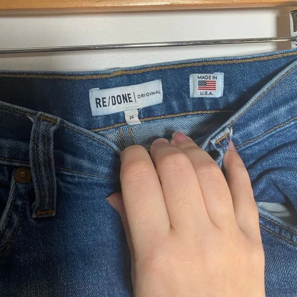 RE/DONE 90s Crop in Mid 70s Wash High Rise Blue Jeans Size 25 - Picture 7 of 12